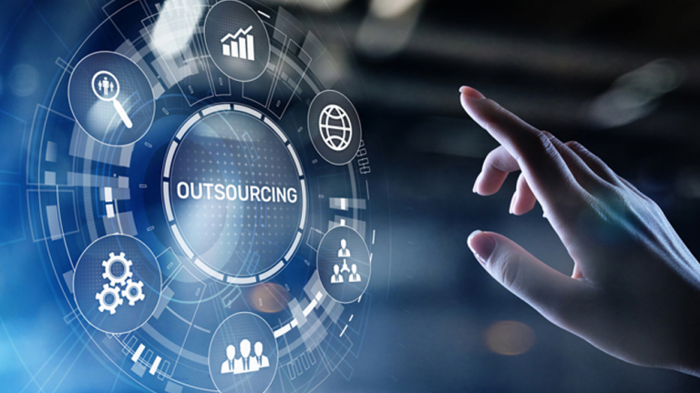 7 Common Mistakes Businesses Make When Outsourcing IT Services
