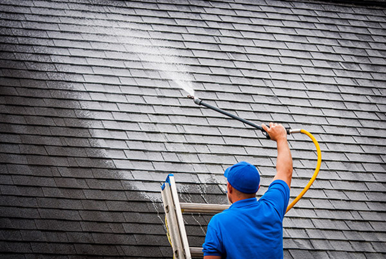 Roof Cleaning: How to Avoid the Most Common Mistakes