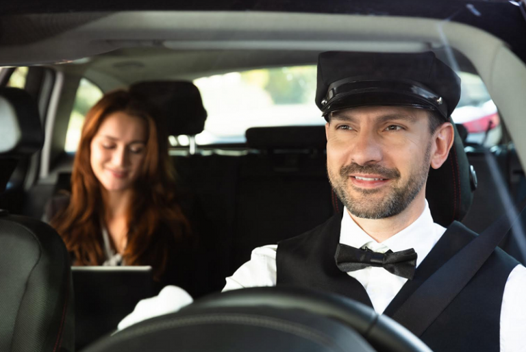5 Reasons to Hire Corporate Chauffeurs For Your Next Event