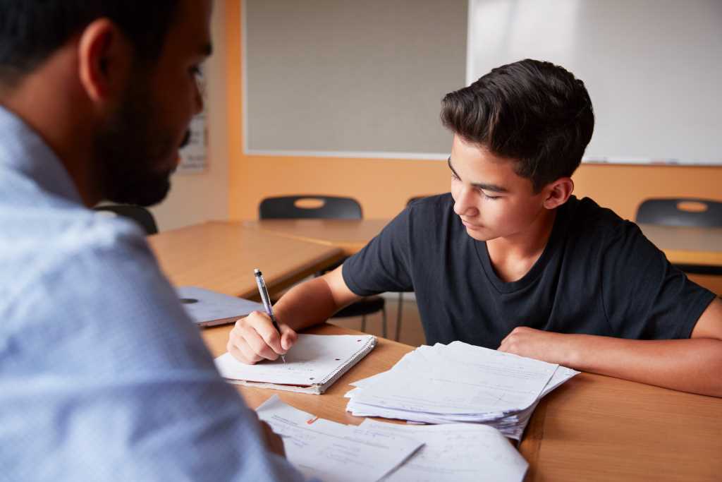Choosing A-Level Tuition? Read These Tips First