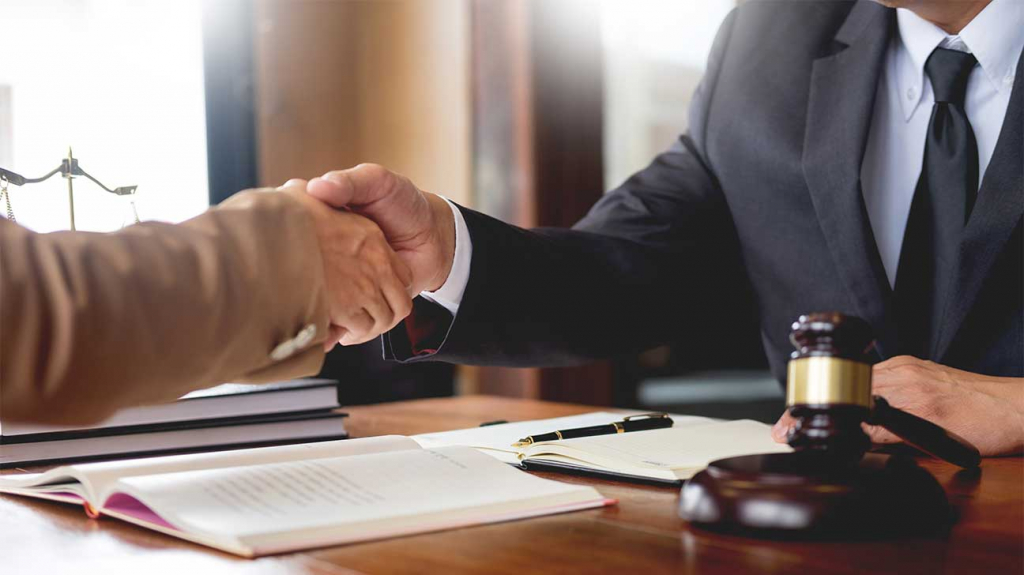 Top Benefits of Hiring a Personal Injury Lawyer