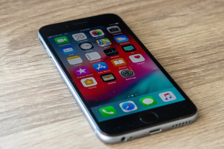 How To Find the Right Wallpaper for Your Phone