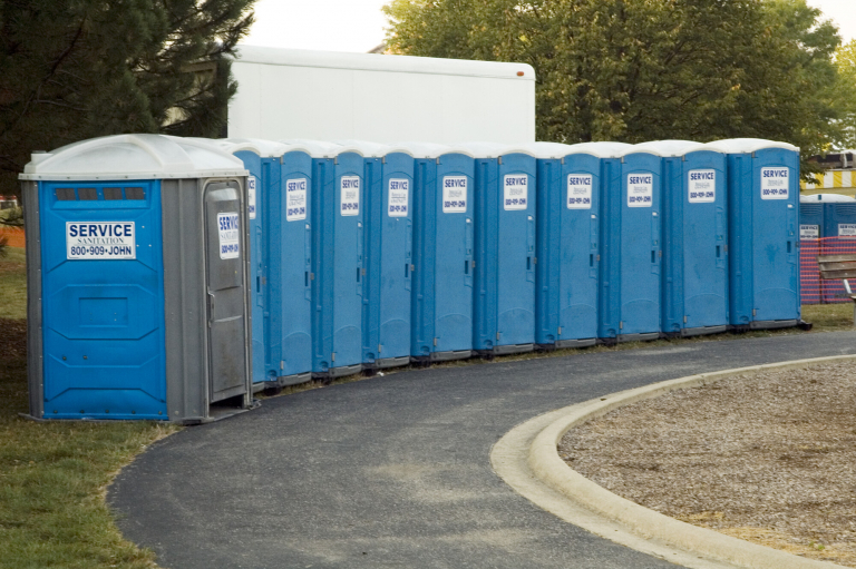 How Much Does Portable Toilet Rental Cost per Day?