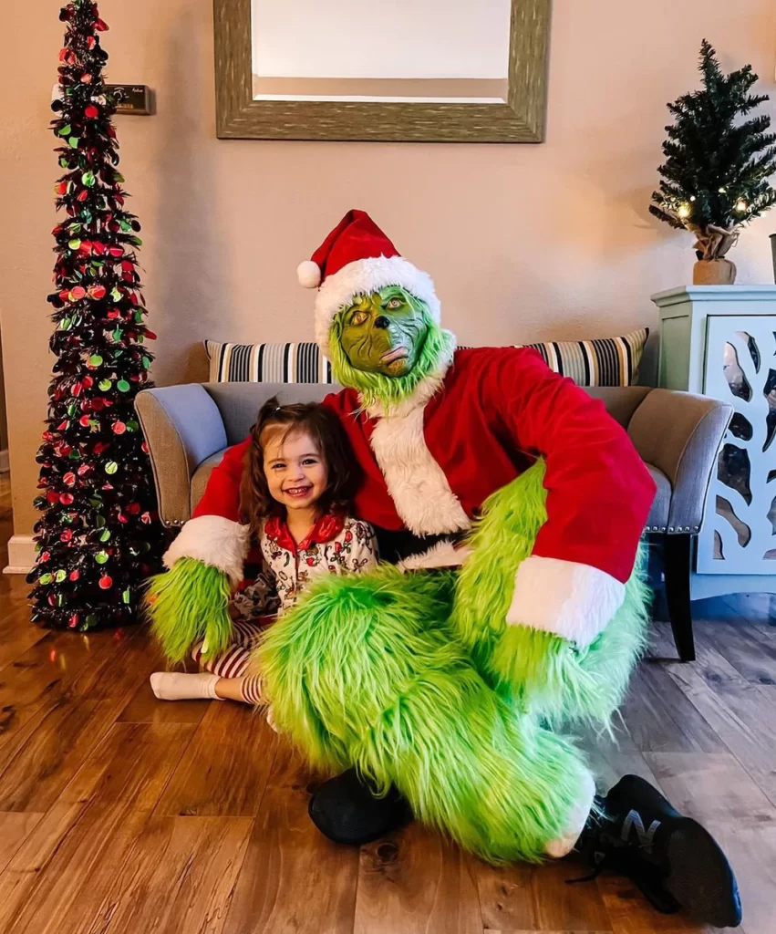 Grinch Outfits