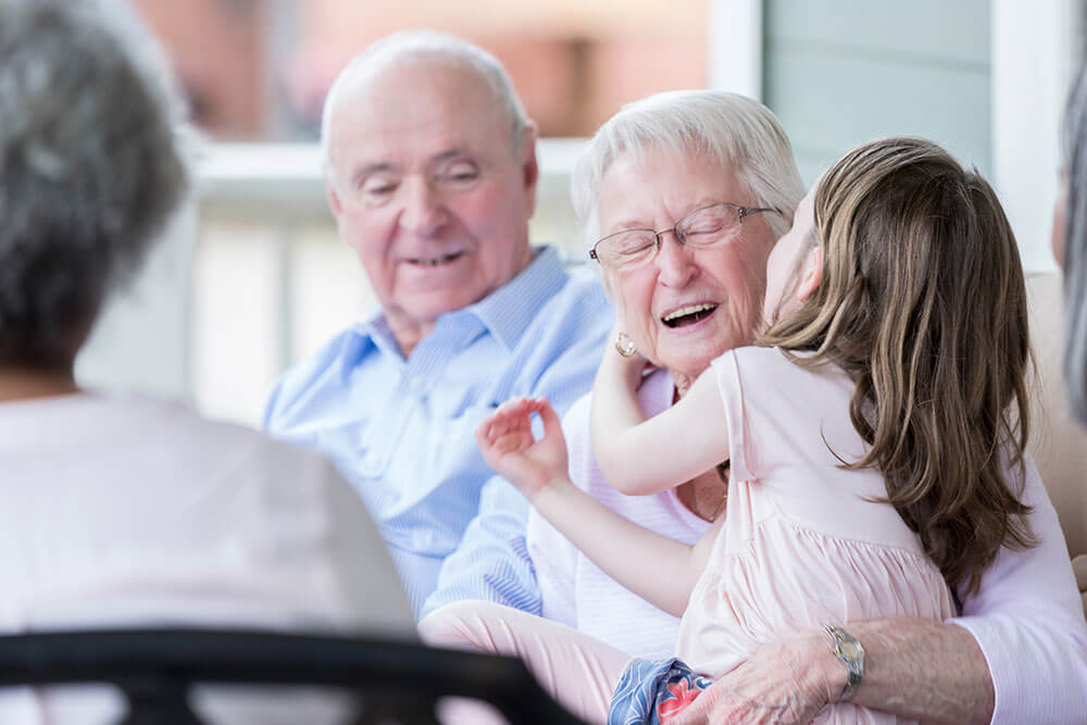 Top 6 Benefits a Life Care Center Offers Elderly Residents