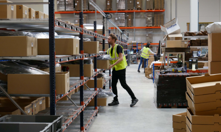 Pick and Pack Logistics