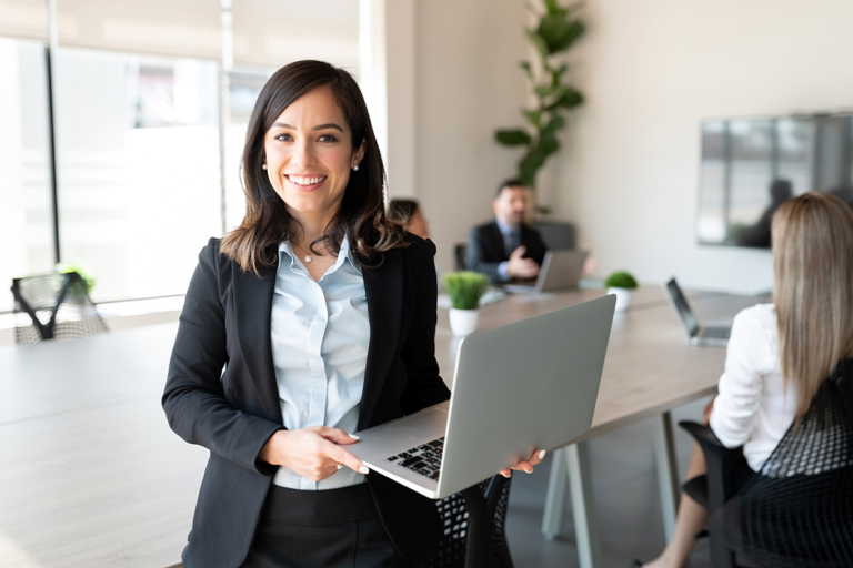 Top 7 Reasons Why You Need an Online Administrative Assistant