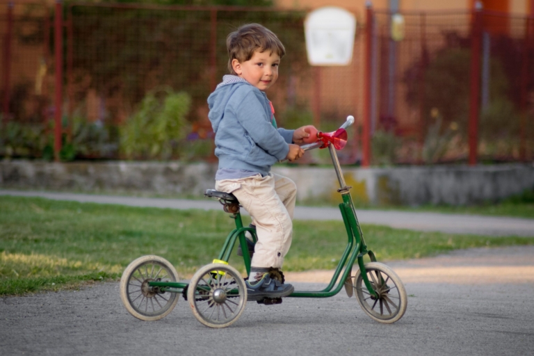 How to safely ride a tricycle