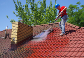 Roof Cleaning Service