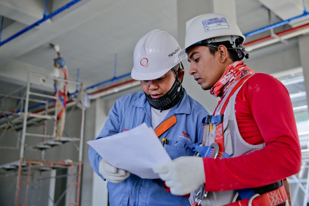 Effective Ways to Maximize Safety in Industrial Settings