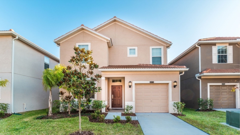 How to Choose a Property Management Company for Your Vacation Rental