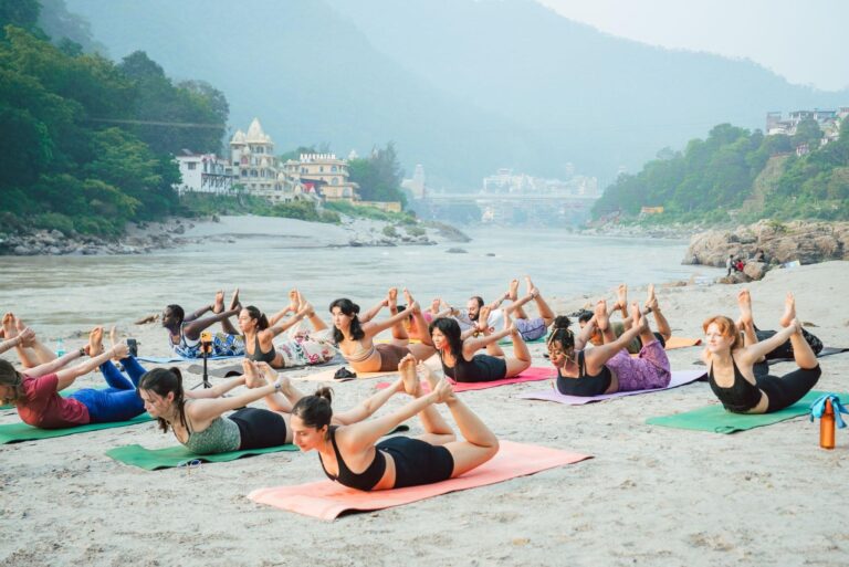 The Career Advantages of 500 Hour Yoga Teacher Training in Rishikesh 